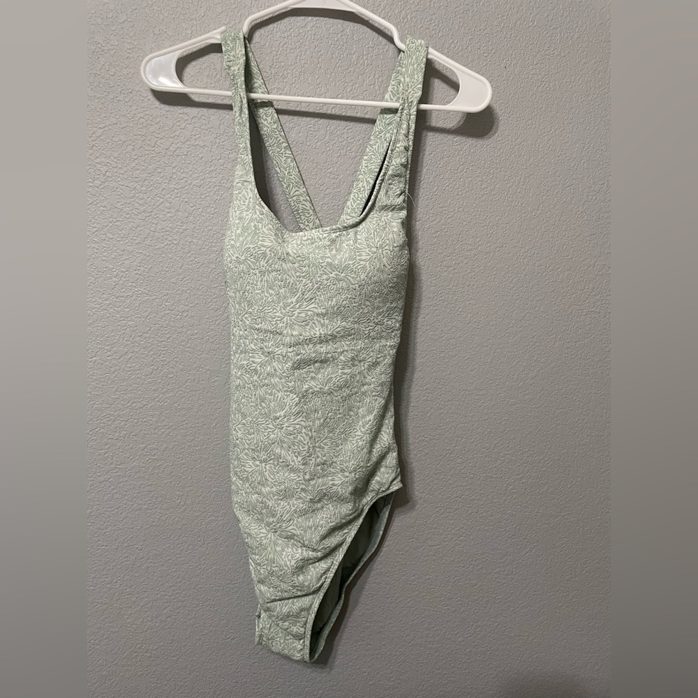 Andie swimsuit Tulum style size large. Never worn New with tags. Limited edition